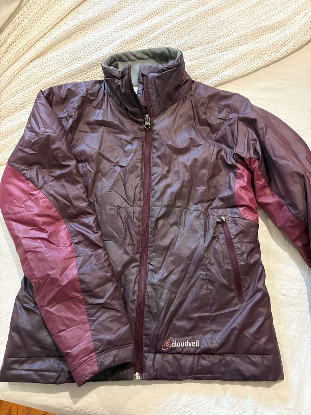 Cloudveil women Maroon Insulated Jacket